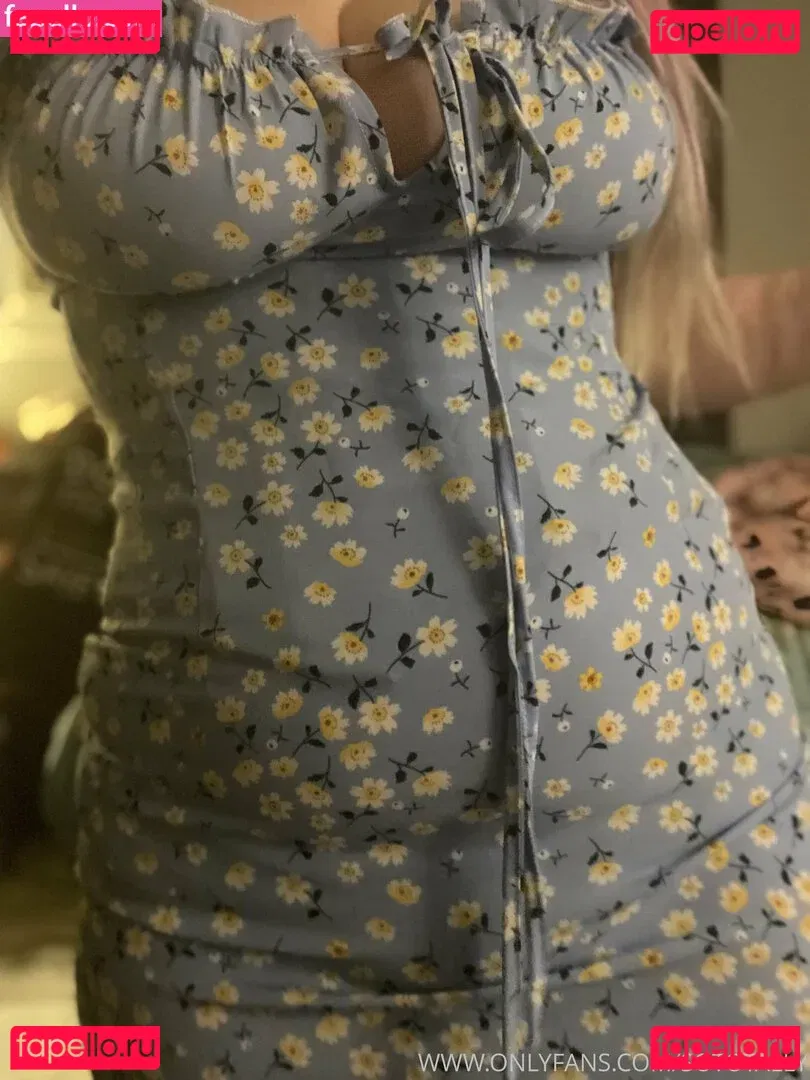 sototally Onlyfans Photo Gallery 