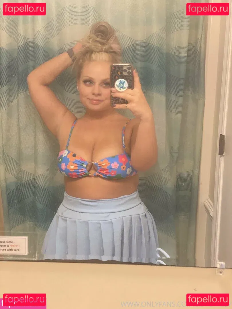 sototally Onlyfans Photo Gallery 