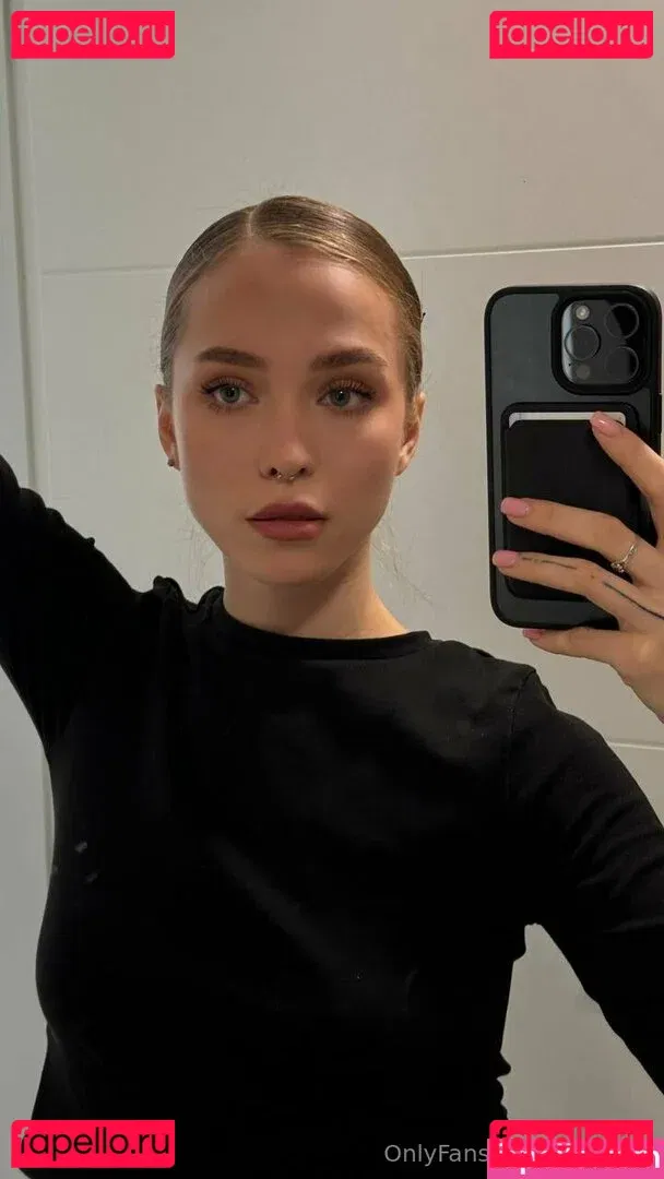 Wetfleur Onlyfans Photo Gallery 