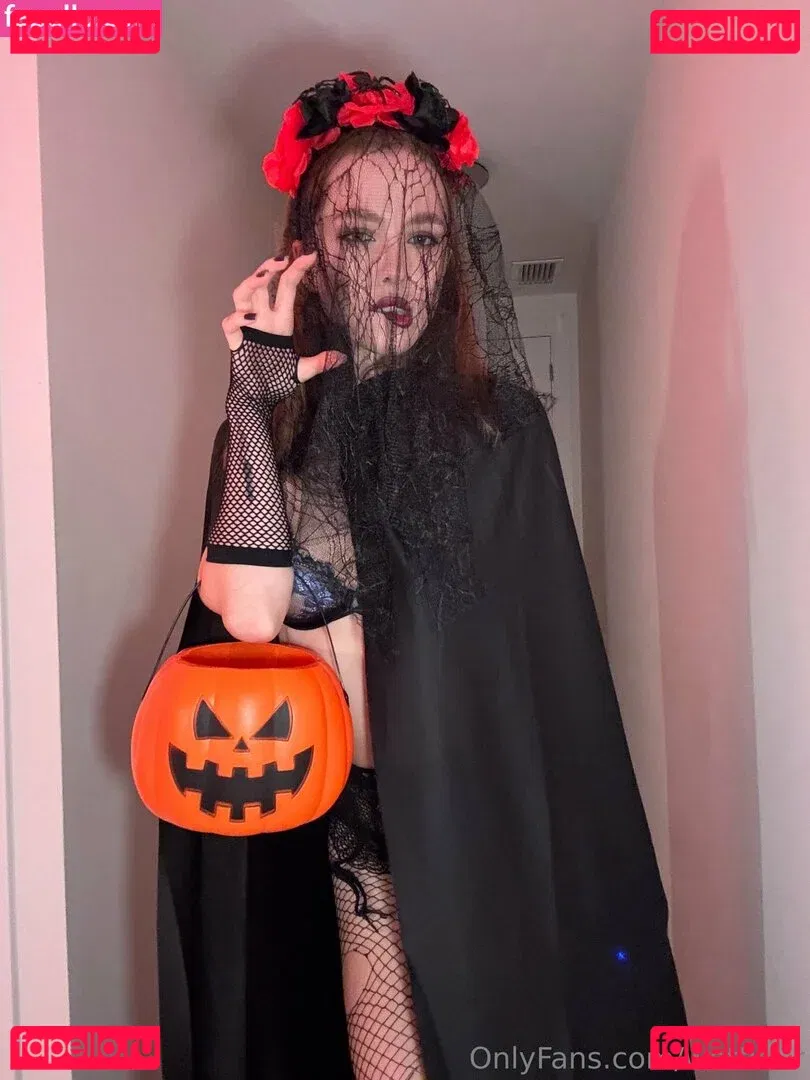 Wetfleur Onlyfans Photo Gallery 