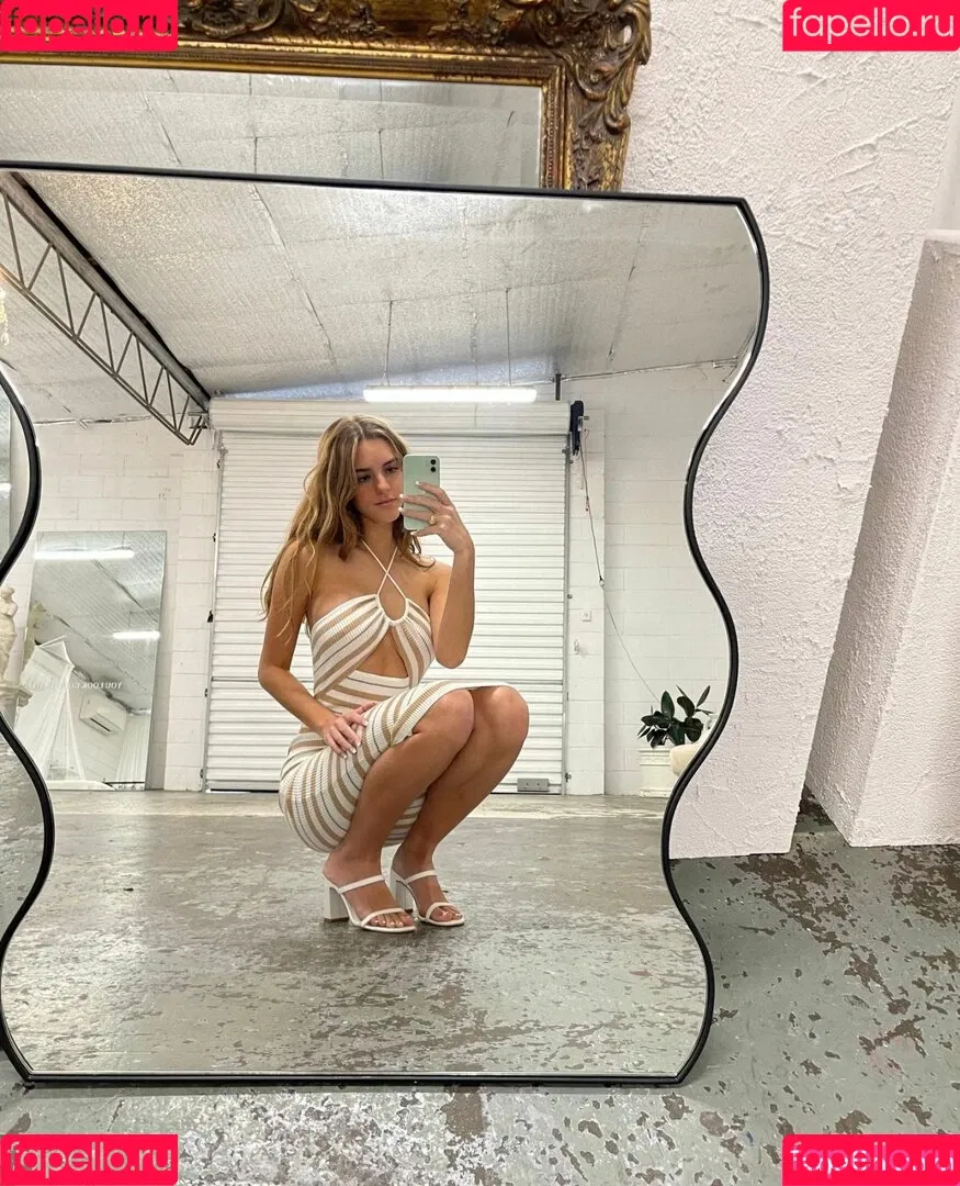 Emily Feld Onlyfans Photo Gallery 