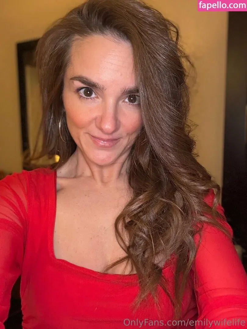 Emily Feld Onlyfans Photo Gallery 