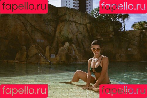 Emily Feld Onlyfans Photo Gallery 