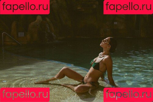 Emily Feld Onlyfans Photo Gallery 