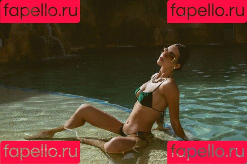 Emily Feld Onlyfans Photo Gallery 