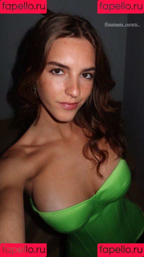 Emily Feld Onlyfans Photo Gallery 