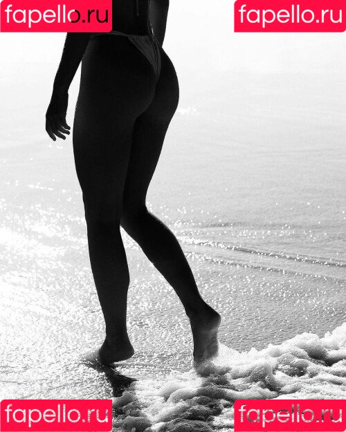 Emily Feld Onlyfans Photo Gallery 