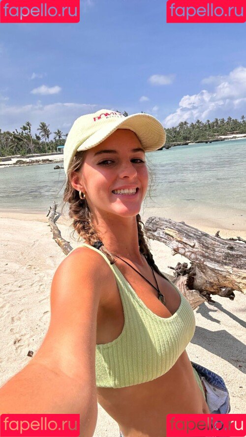 Emily Feld Onlyfans Photo Gallery 