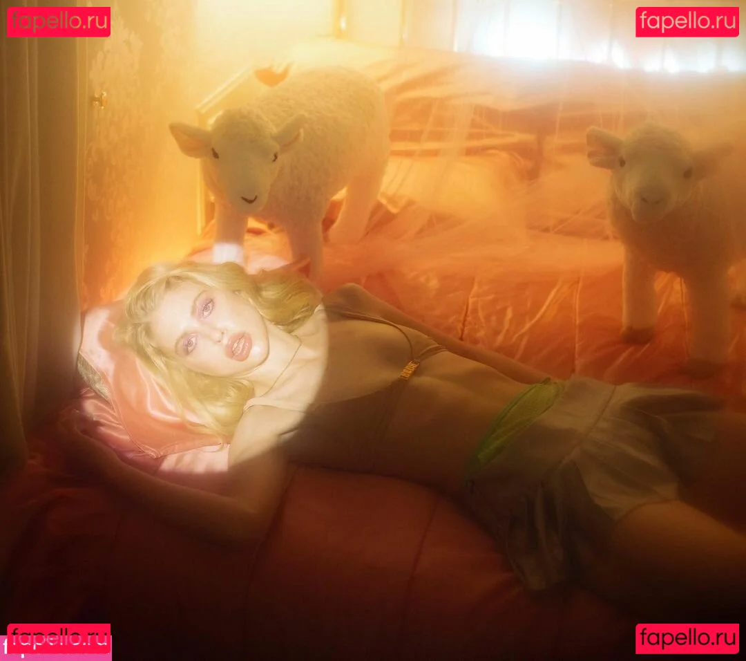 Chole Cherry Onlyfans Photo Gallery 