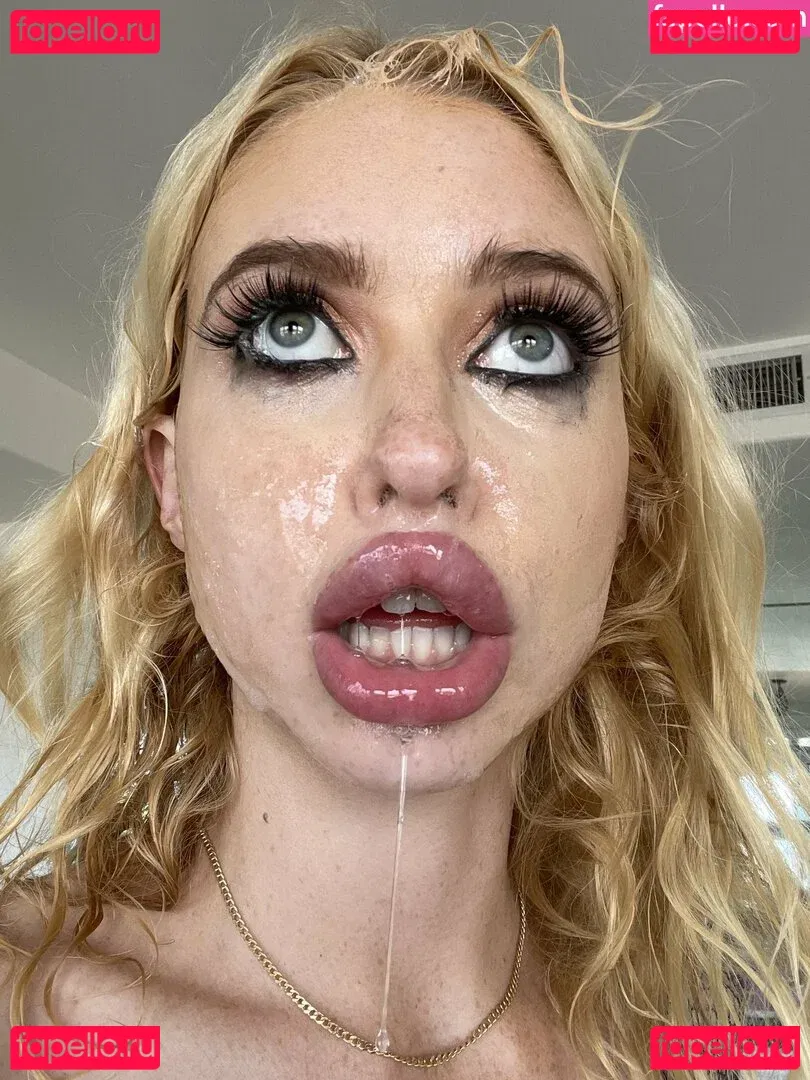 Chole Cherry Onlyfans Photo Gallery 