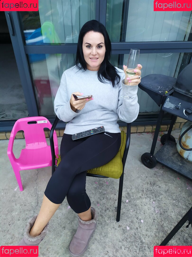 chanelbeexx Onlyfans Photo Gallery 