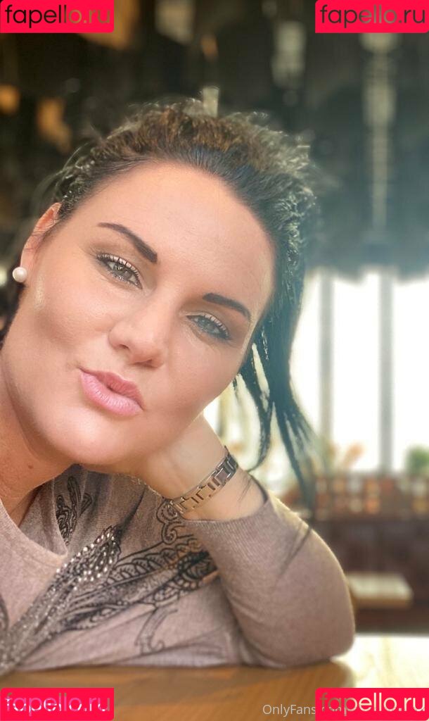 chanelbeexx Onlyfans Photo Gallery 