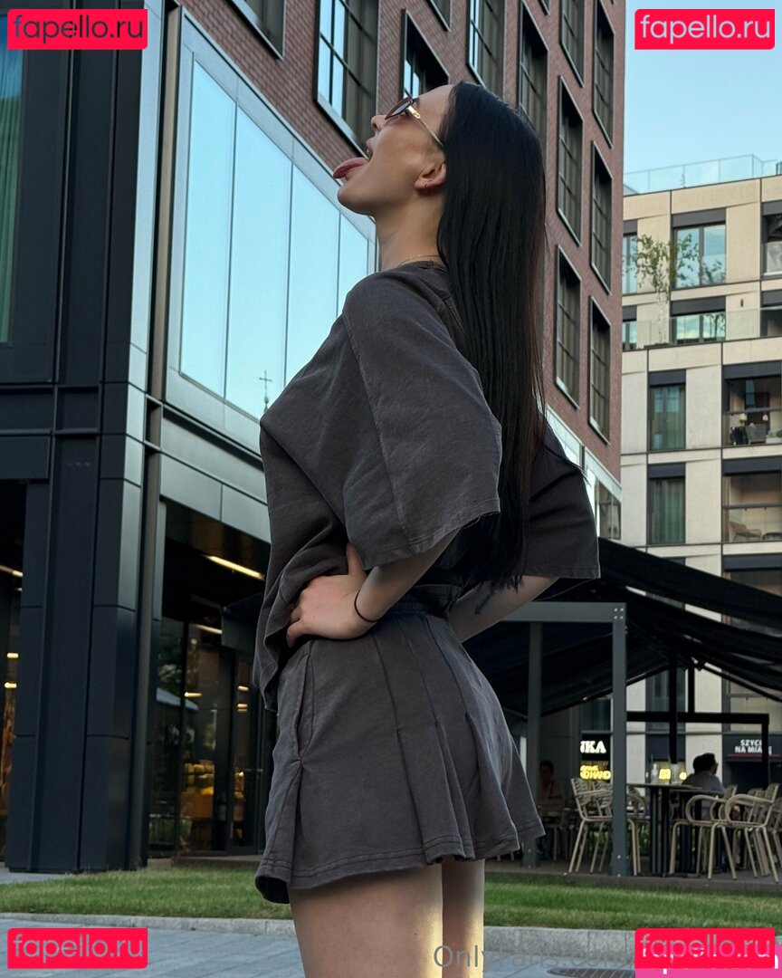 yourlily69 Onlyfans Photo Gallery 