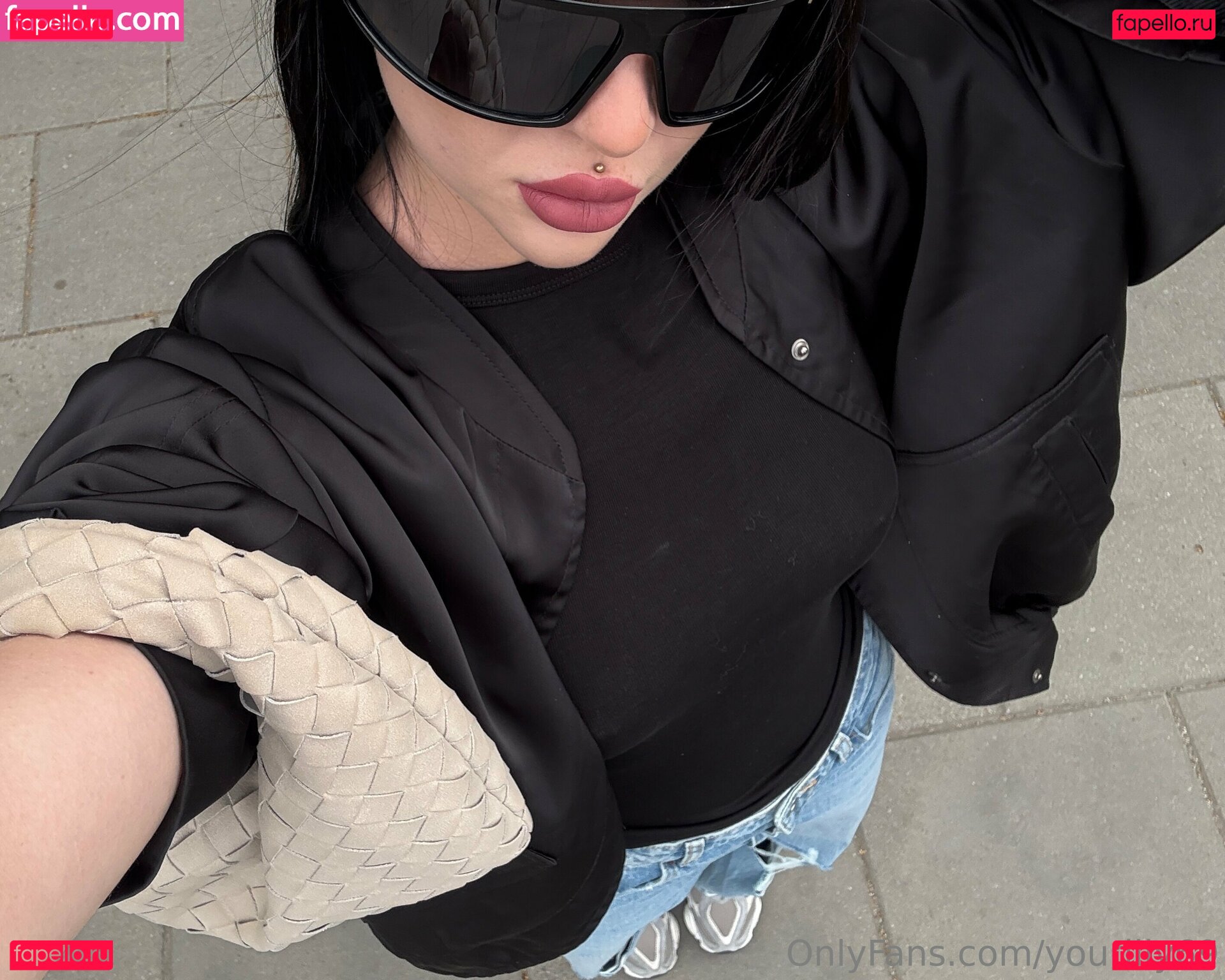 yourlily69 Onlyfans Photo Gallery 