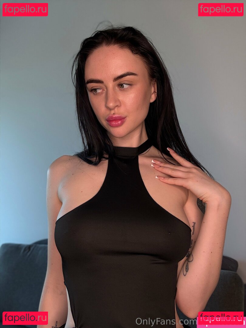 yourlily69 Onlyfans Photo Gallery 