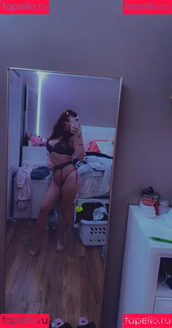 gubry Onlyfans Photo Gallery 