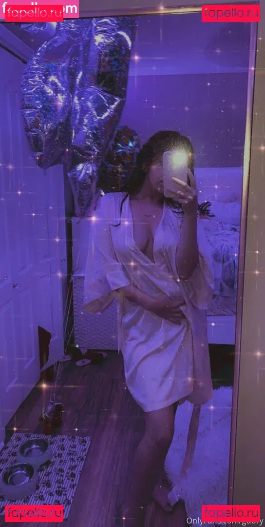 gubry Onlyfans Photo Gallery 