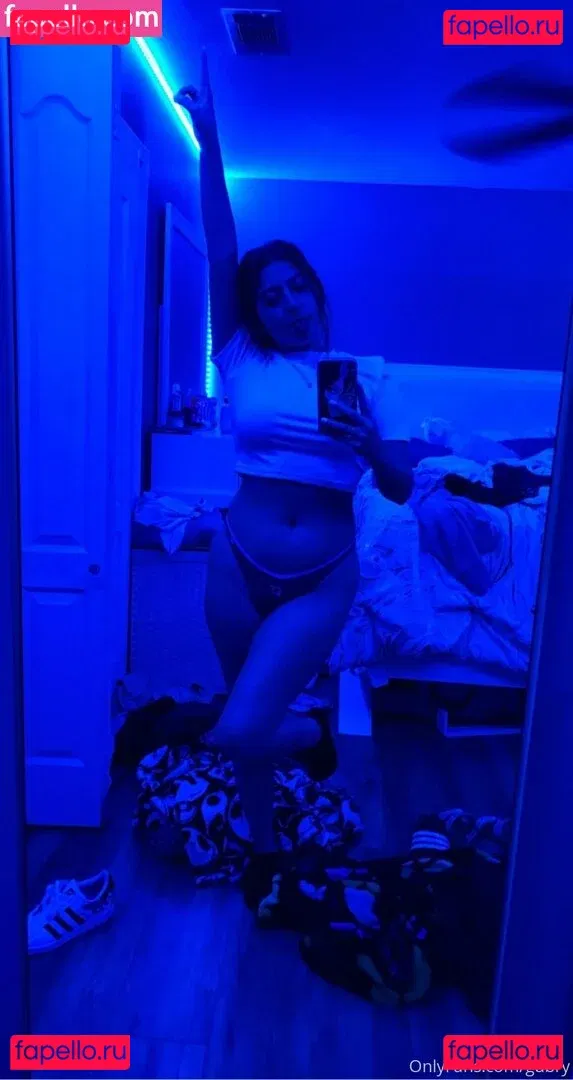 gubry Onlyfans Photo Gallery 