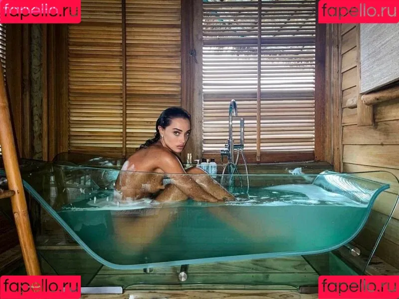 Eden Fines Onlyfans Photo Gallery 