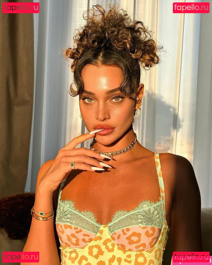 Eden Fines Onlyfans Photo Gallery 