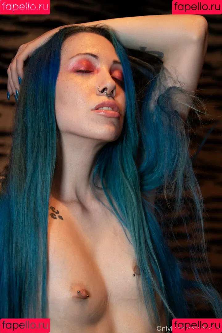xomel Onlyfans Photo Gallery 