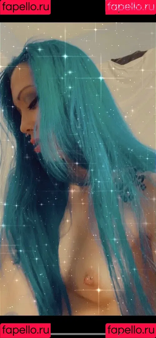xomel Onlyfans Photo Gallery 