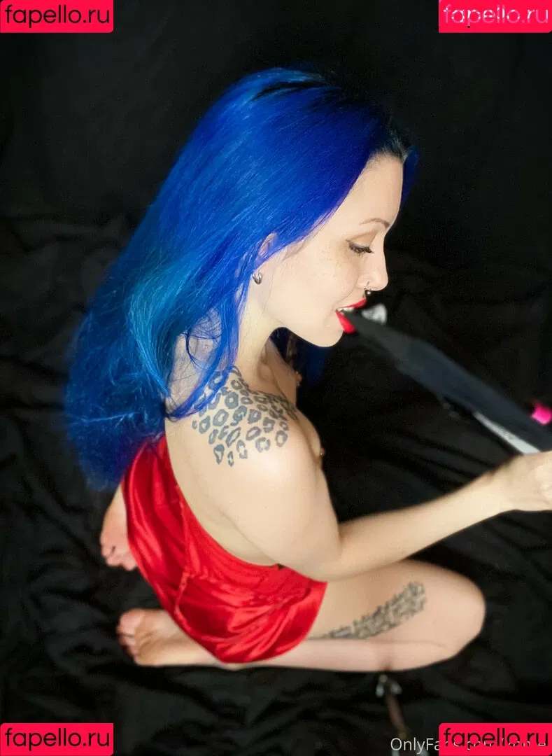 xomel Onlyfans Photo Gallery 