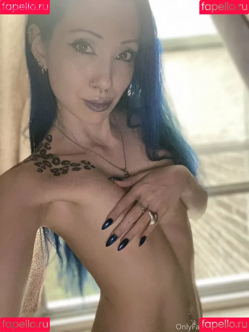 xomel Onlyfans Photo Gallery 