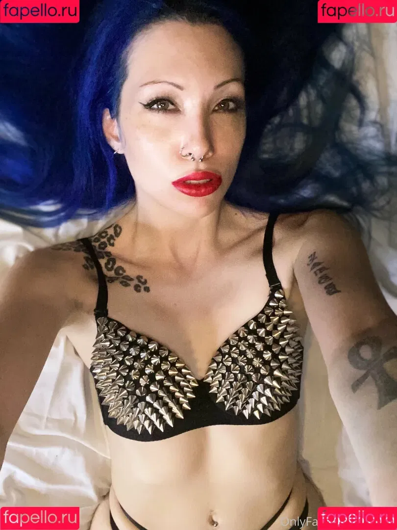 xomel Onlyfans Photo Gallery 