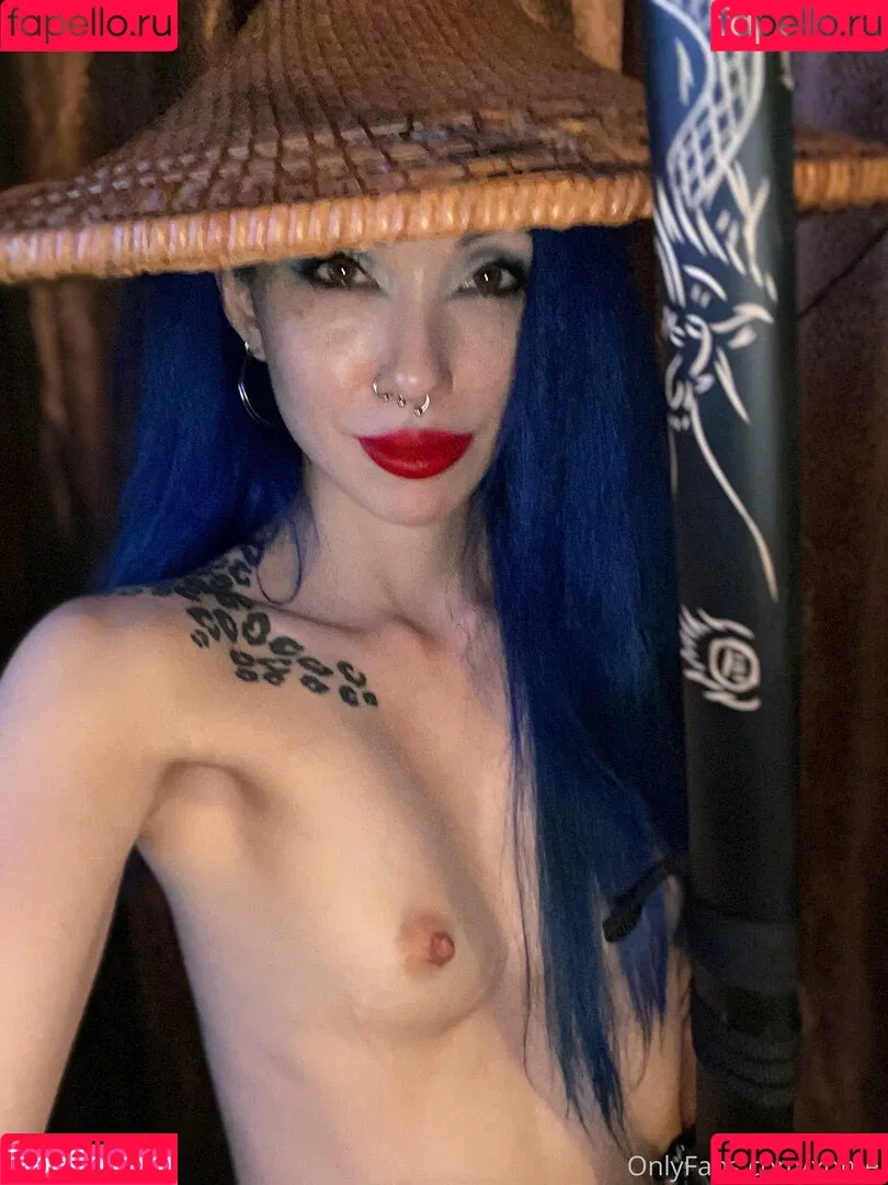 xomel Onlyfans Photo Gallery 