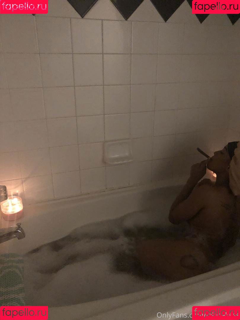 Lala Cakes Onlyfans Photo Gallery 