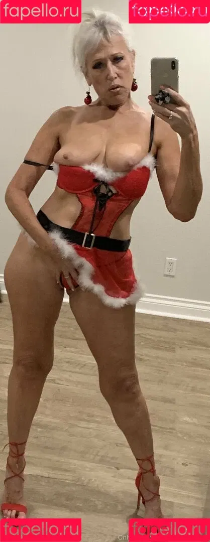 suzieandhannah Onlyfans Photo Gallery 