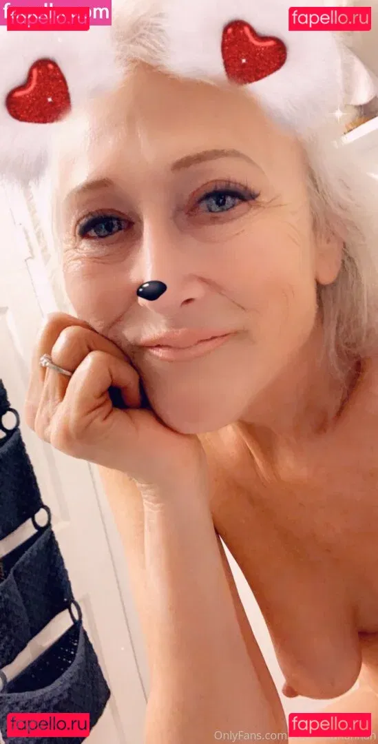 suzieandhannah Onlyfans Photo Gallery 