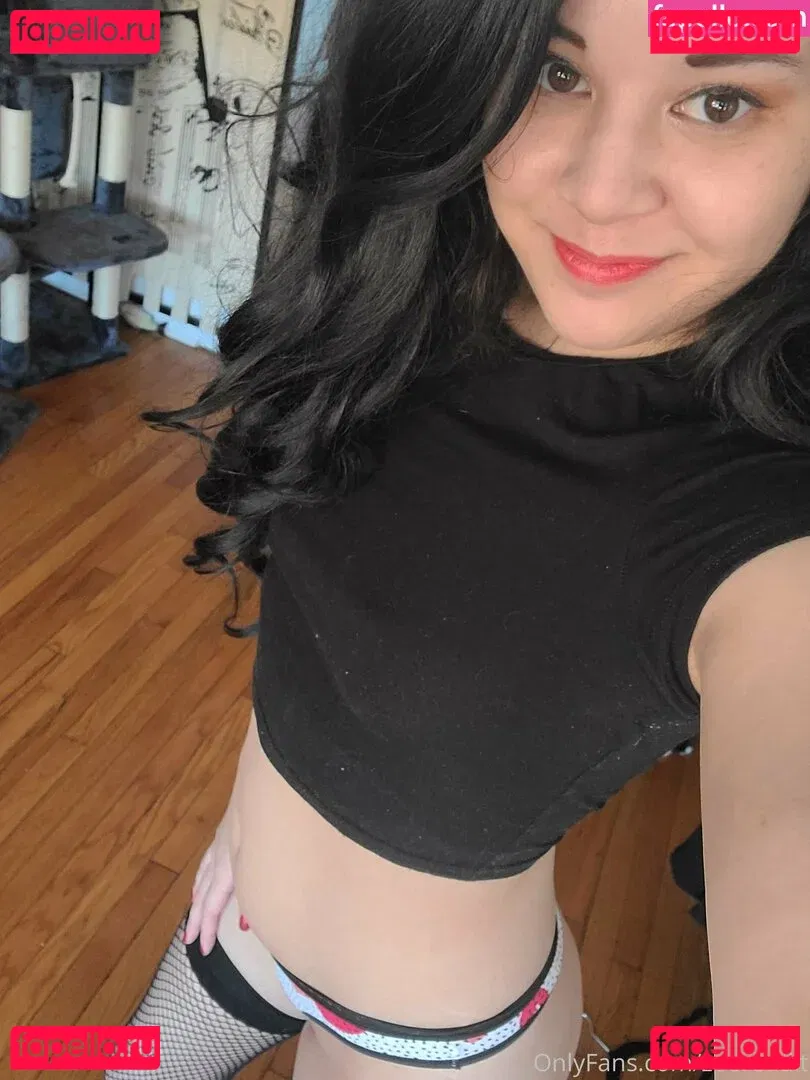 zoelevain Onlyfans Photo Gallery 