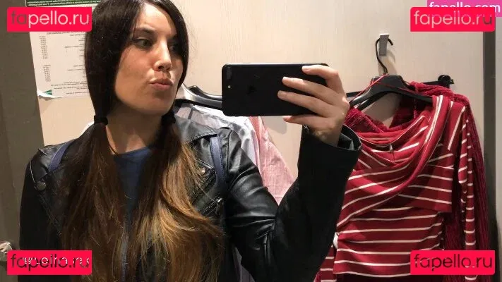 Leina Sex Onlyfans Photo Gallery 