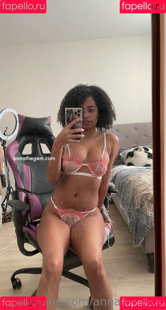 annathegem Onlyfans Photo Gallery 