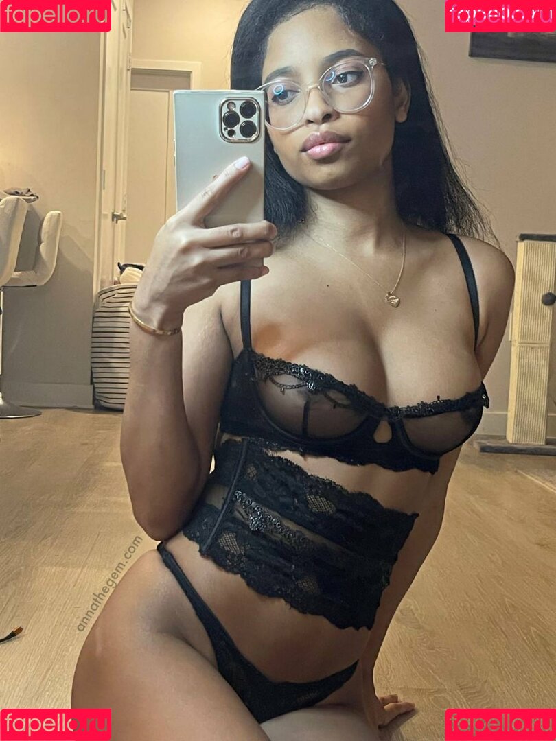 annathegem Onlyfans Photo Gallery 