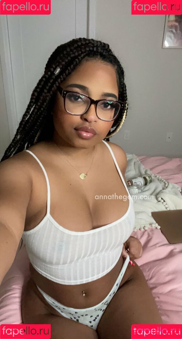 annathegem Onlyfans Photo Gallery 
