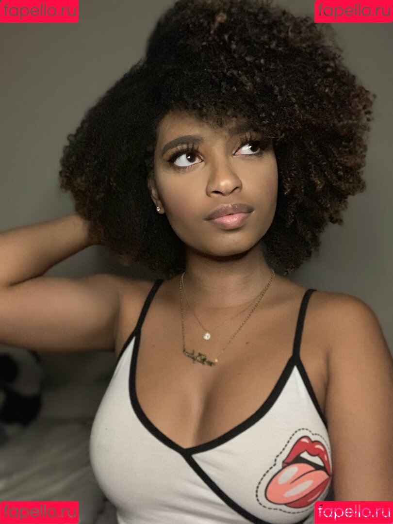 annathegem Onlyfans Photo Gallery 