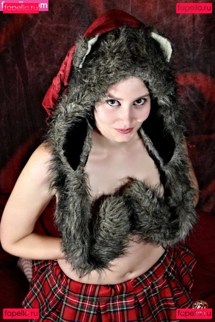 Avalon Zuercher Onlyfans Photo Gallery 