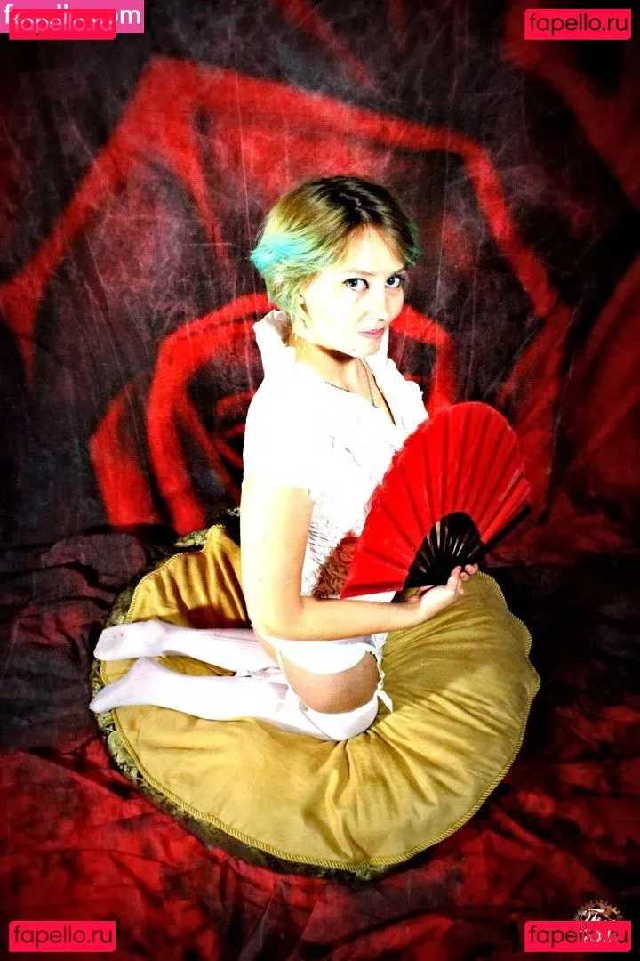 Avalon Zuercher Onlyfans Photo Gallery 