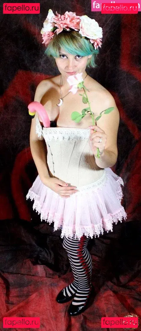 Avalon Zuercher Onlyfans Photo Gallery 