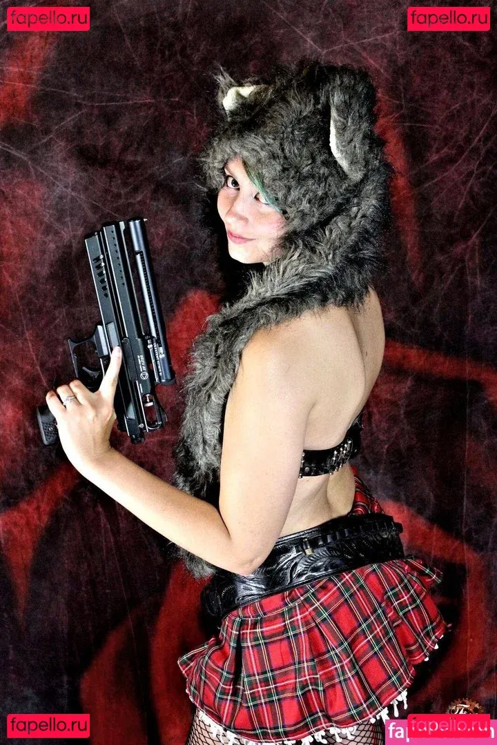 Avalon Zuercher Onlyfans Photo Gallery 