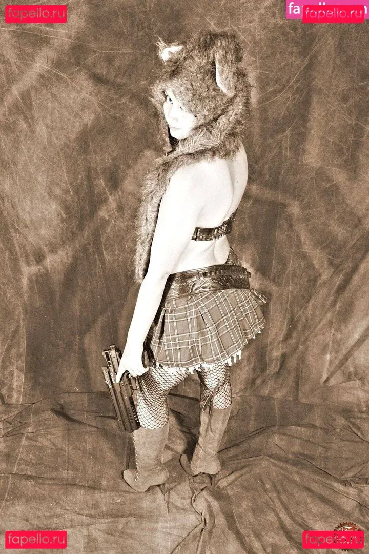 Avalon Zuercher Onlyfans Photo Gallery 