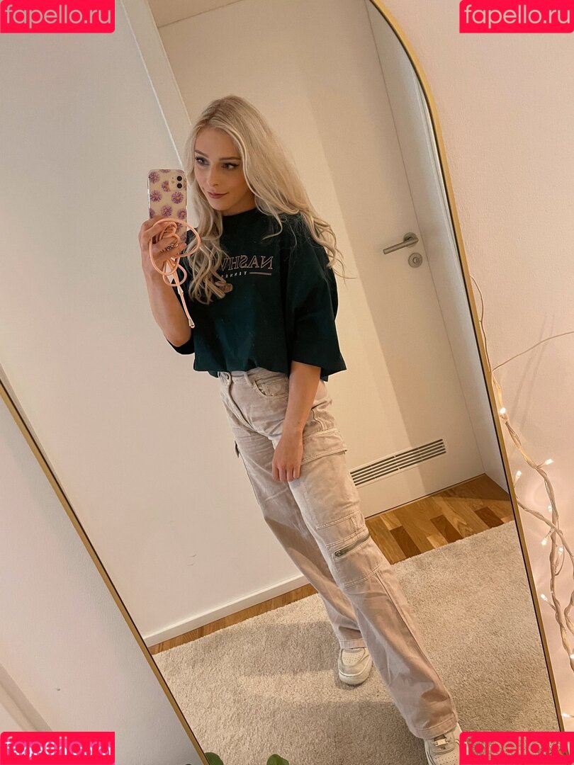 Milschbaum Onlyfans Photo Gallery 