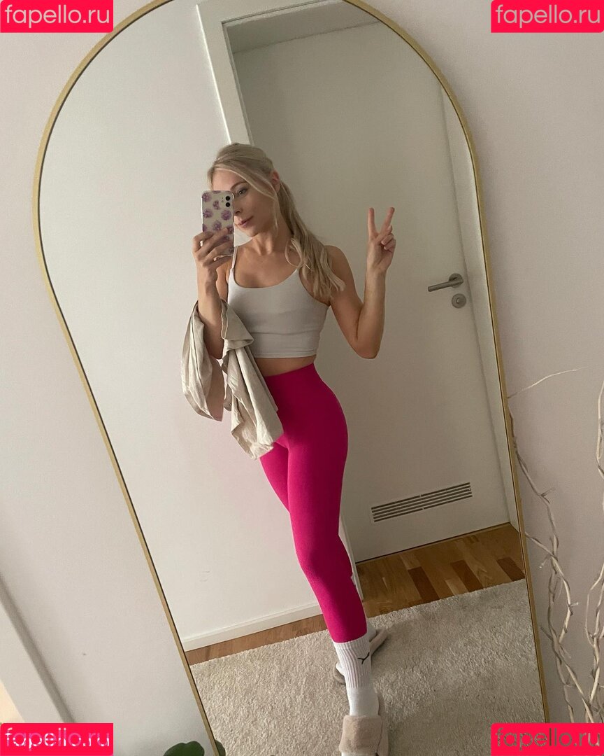 Milschbaum Onlyfans Photo Gallery 