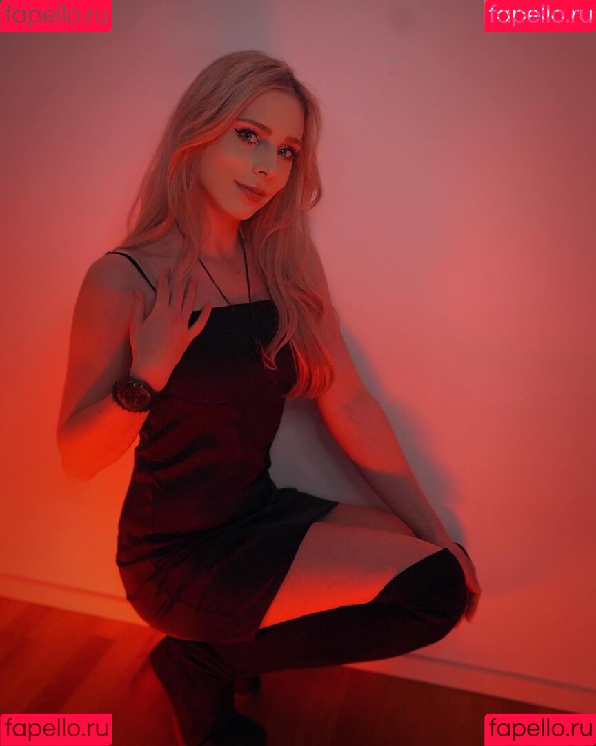 Milschbaum Onlyfans Photo Gallery 