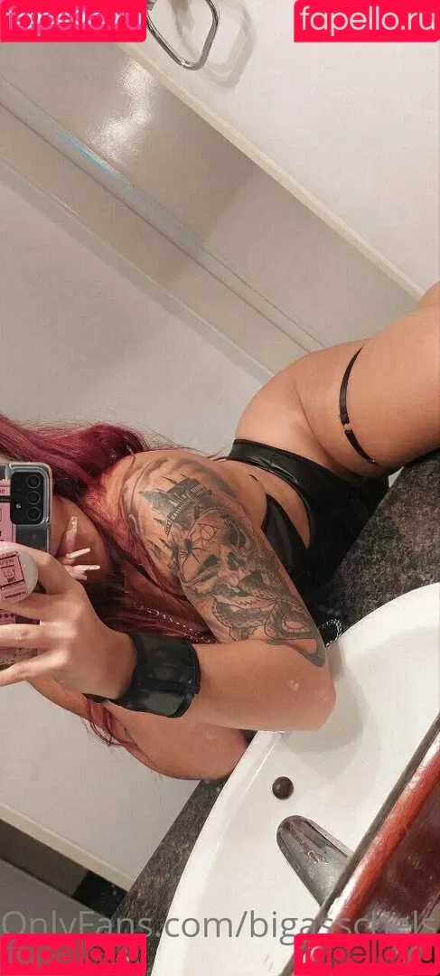 bigasschels Onlyfans Photo Gallery 