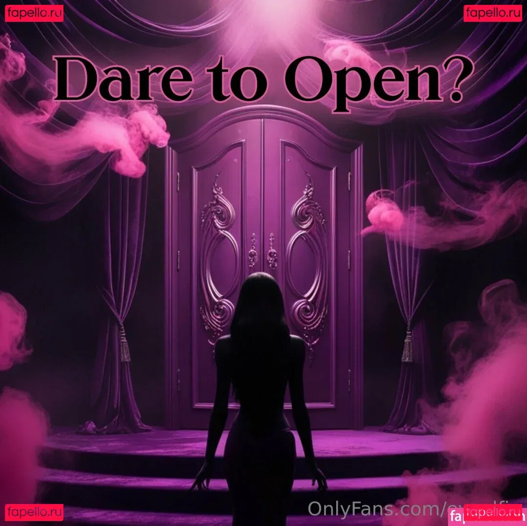 EvaElfie Onlyfans Photo Gallery 