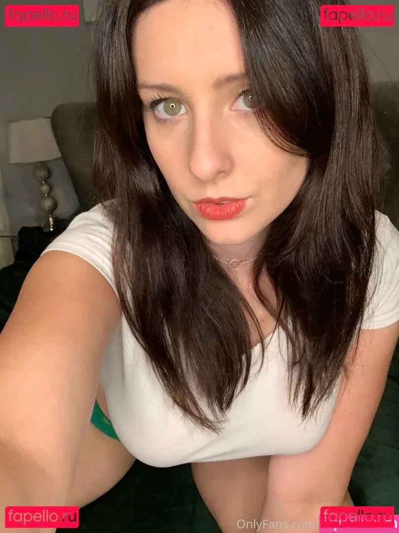 mooreerinxxx Onlyfans Photo Gallery 